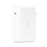 محول طاقة Apple 140W USB-C مستعمل - أبيض